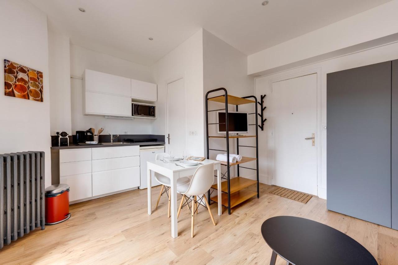 Le Mont Blanc - Charming T1 Ideal For 2 People With Balcony Annecy Eksteriør billede